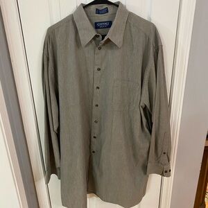 Stafford Men's Casual Green Button Down Shirt